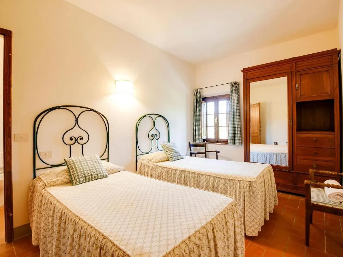 Belvilla By Oyo Lavish Farmhouse With Fireplace Terricciola Dom wakacyjny